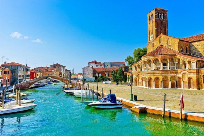 Venice Islands by Wooden Boat – Private Shore Tour 1