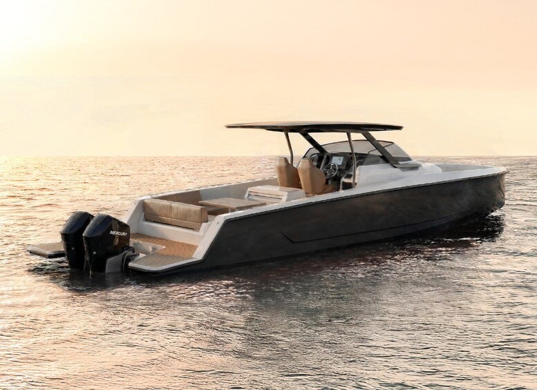 Milos: Private Speedboat Tour—Kleftiko Sarakiniko Poliegos 1
