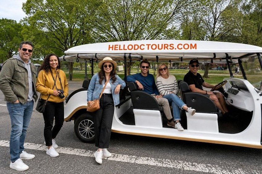 Washington DC: Easy Sightseeing Guided Monuments Tour by E-Cart 1