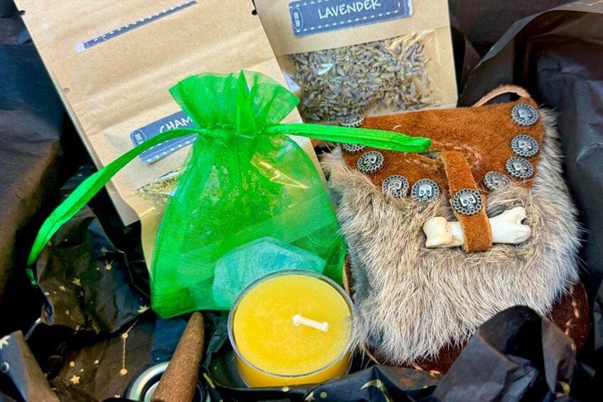 All guests leave with a personally created pouch containing the elements that align with your intention. 3