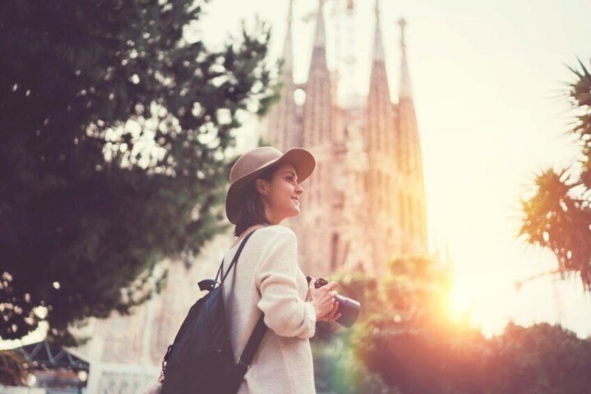 Barcelona Attraction Pass with Hop On Bus, La Sagrada Familia 1