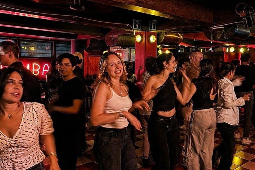Salsa Night in Mexico City - Dance, Live Music & Mojitos 1