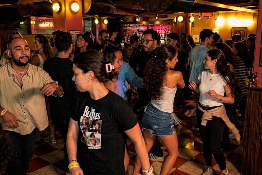 Salsa Night in Mexico City - Dance, Live Music & Mojitos 2