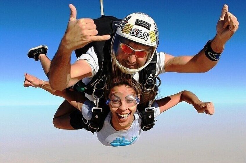 Skydive Experience in Dubai with Photos and Videos 4