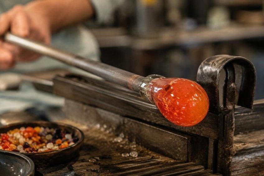 Murano Glass Bead Workshop in Venice with Local Artisan 2