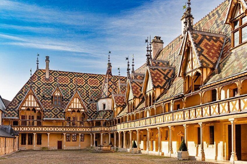 Hospices de Beaune: The famous polychrome glazed tile roofs of the Inn-Dieu, Burgundy's emblem. 4