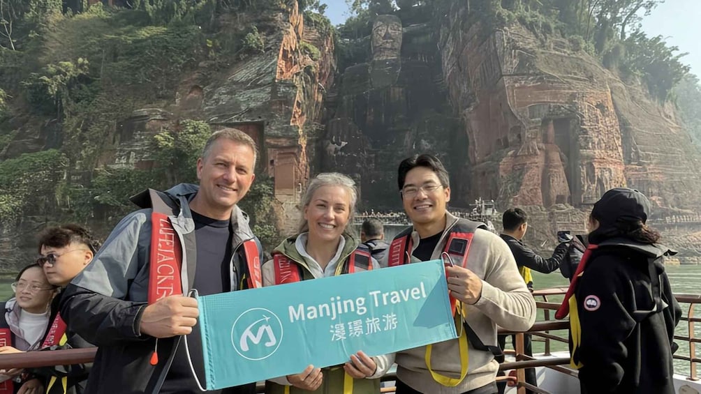 Leshan Giant Buddha: Tickets and Optional Guided Tours 1