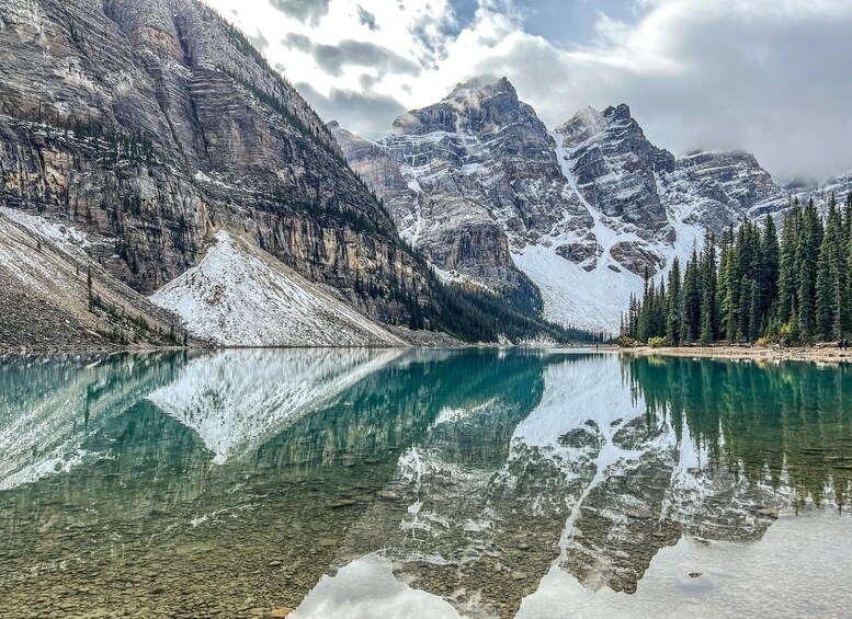 Picture 5 for Activity Banff: Lake Louise and Moriane Lake 2.5 hours at each Lake 3