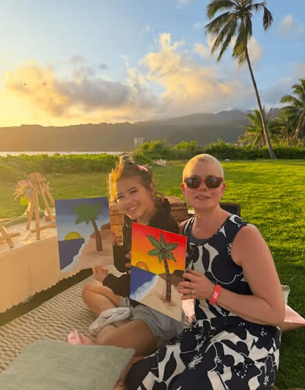 Picture 7 for Activity Honolulu: Secluded Beachside Luxury Picnic & Painting 2