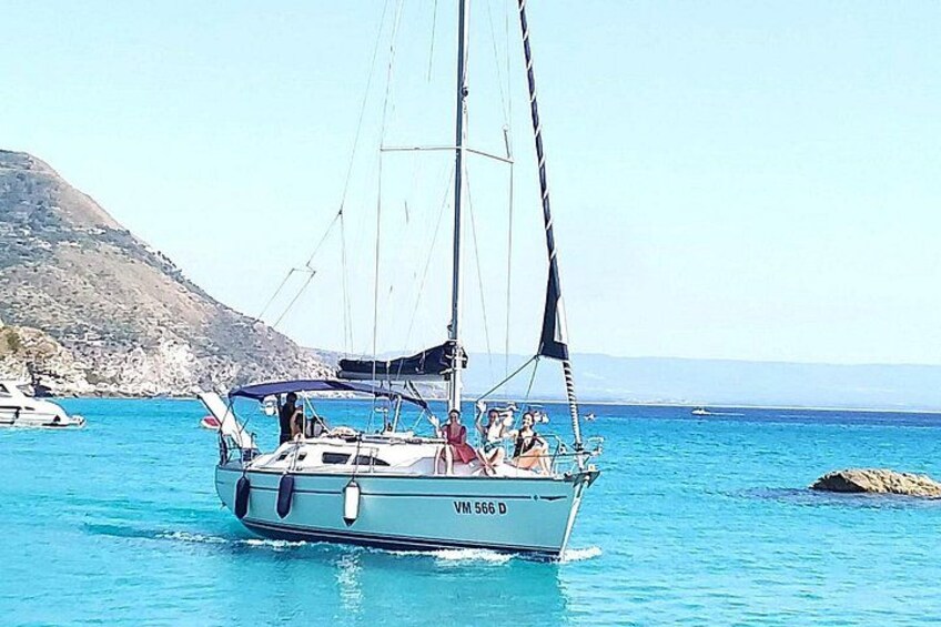 Excursion by Sailing Yacht 5