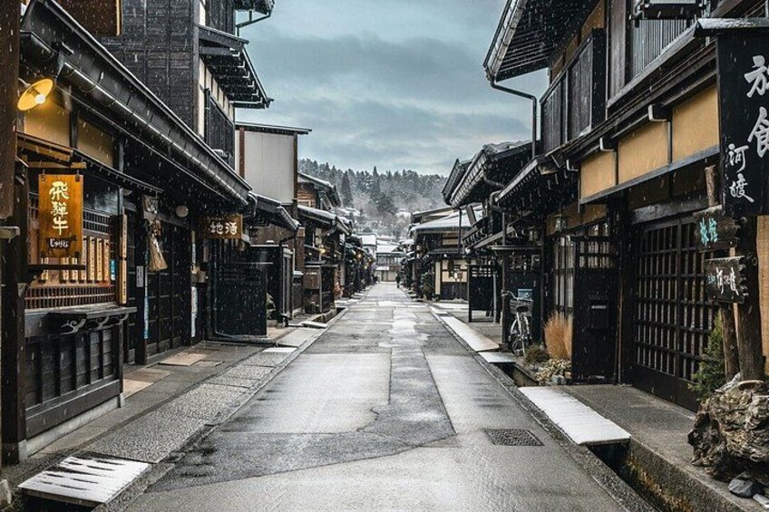 Hida Takayama Shirakawa go and Old Town Day Tour From Nagoya 2