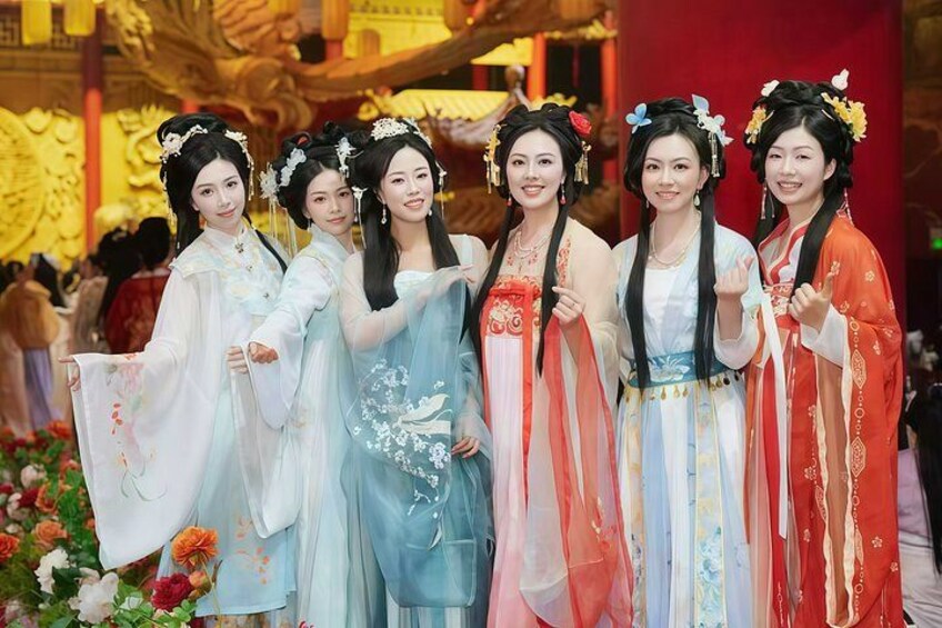 Tanxiu Banquet Immersive Drama and Dinner Experience in Foshan 5