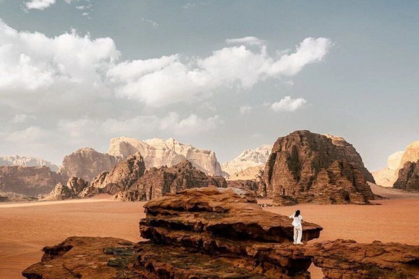 4 Hour Jeep Tour Morning or Sunset Wadi Rum Desert Highlights 5