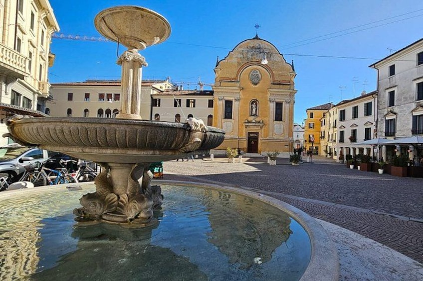 Treviso Center Tour with Welcome Coffee and Local Snack 2