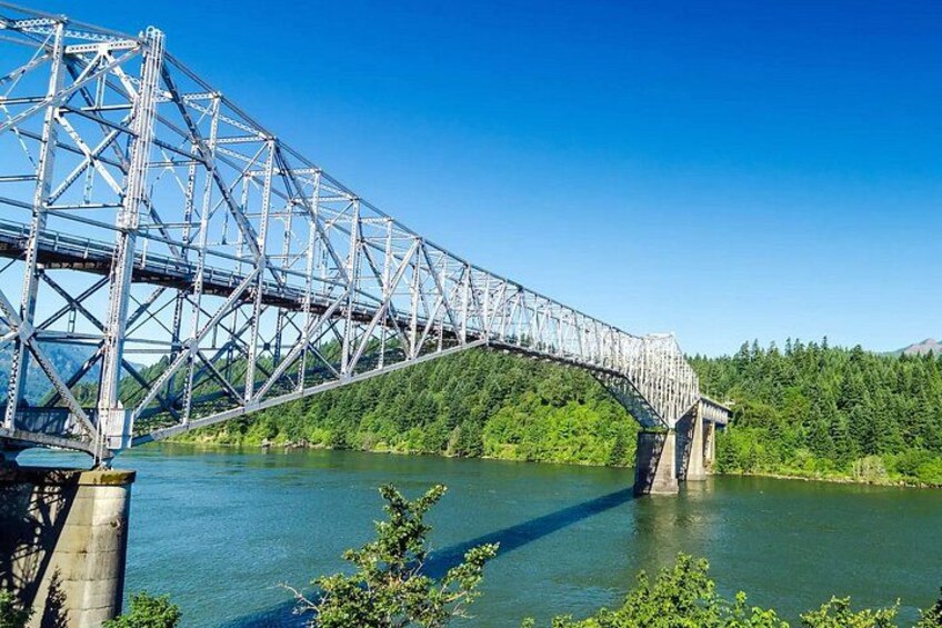 Waterfalls and Legends: A Columbia River Gorge Self-Guided Drive 3