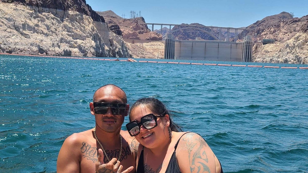 Lake Mead: VIP Kayak Tour to Hoover Dam with Lunch 1