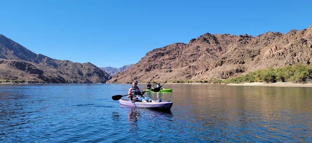 Picture 4 for Activity Lake Mead: VIP Kayak Tour to Hoover Dam with Lunch 2