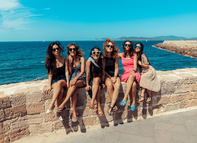 Picture 15 for Activity Alghero: Private photoshoot in the city 2