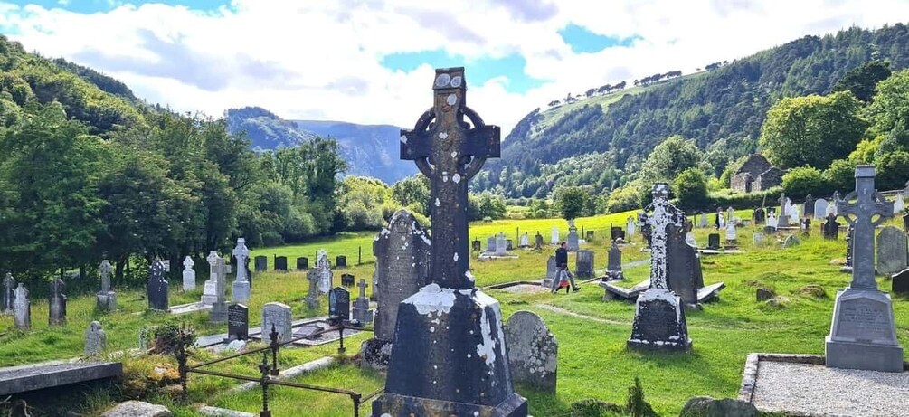 Private Tour - Co. Wicklow, Glendalough & Powerscourt Estate 1