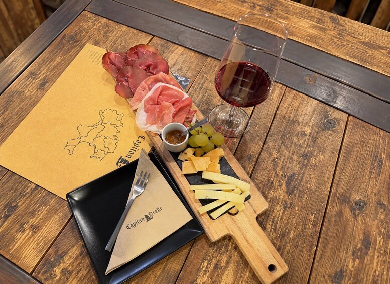 Picture 2 for Activity Wine Tasting with sommelier and local food at Como Lake 3