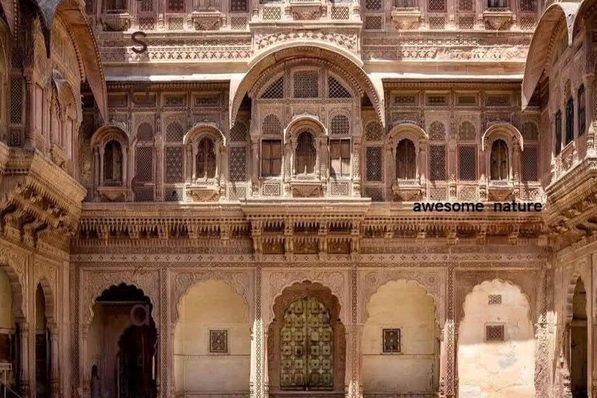 Picture 81 for Activity From Delhi: Private 5-Day Golden Triangle Tour Love Triangle 3