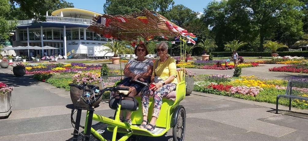 Veloloco Rickshaw Tour Cologne Sightseeing Wedding Brewery Birthdays 1