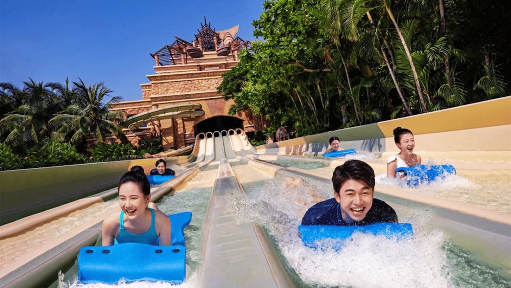 Sanya: Atlantis Aquaventure Waterpark 1