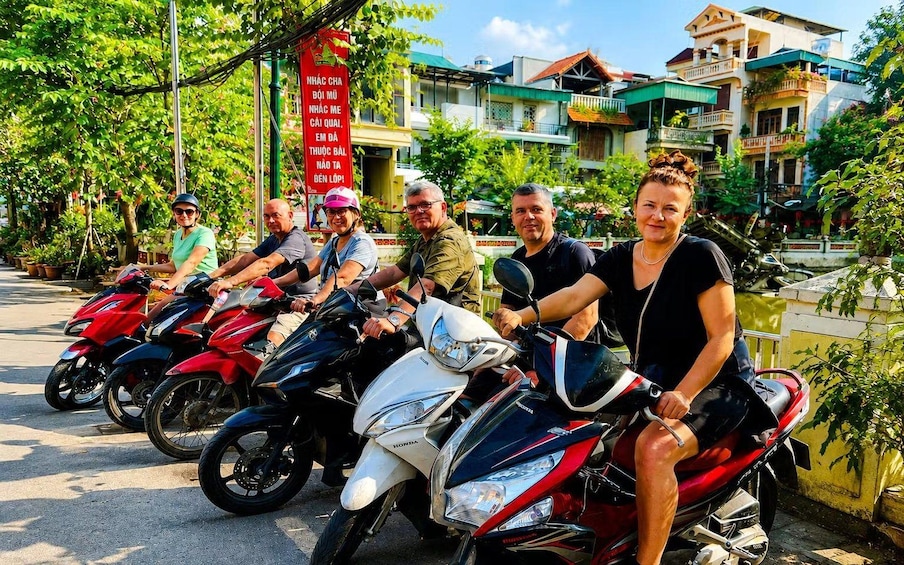 Picture 1 for Activity Da Nang: Sightseeing & Food Scooter Tour with 12+ Tastings 3
