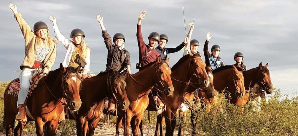 Mendoza: Sunset Horseback Rides with BBQ 1