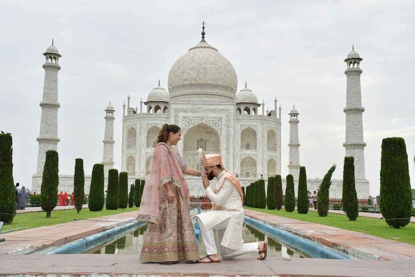 From Delhi: Delhi Agra Same-Day Tour Car Taxi And Guide 1