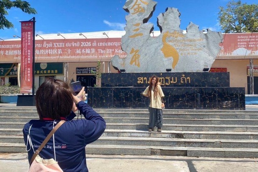 Stunning tour at Golden Triangle and 3 countries border view 4