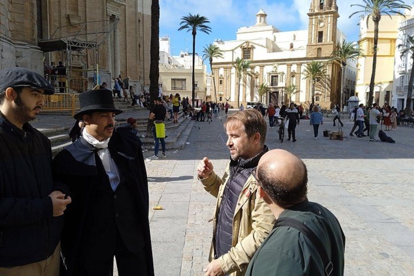Tour of Cadiz : Journey to the Past through Historical Images 5