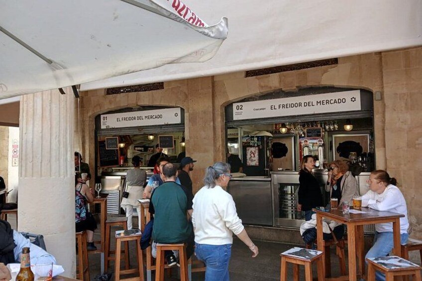 Tour of Cadiz : Journey to the Past through Historical Images 4