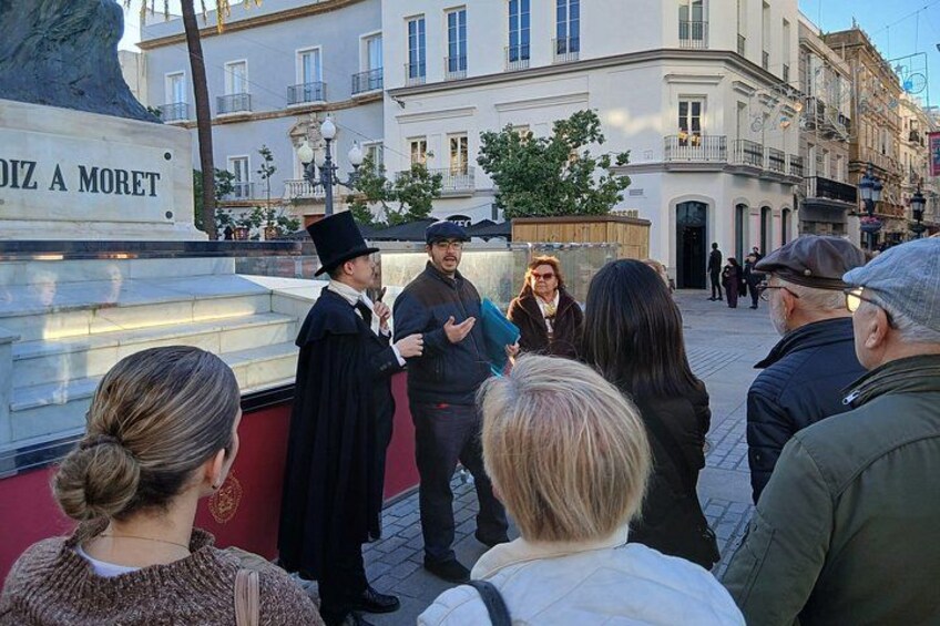Starting our Tour in front of Moret 2