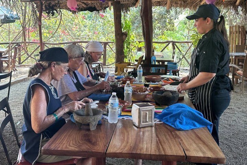 Cooking Class en Puerto Vallarta con tequila y albercas naturales 5
