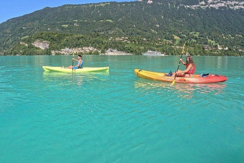Relaxed Kayak Experience on Lake Brienz 2
