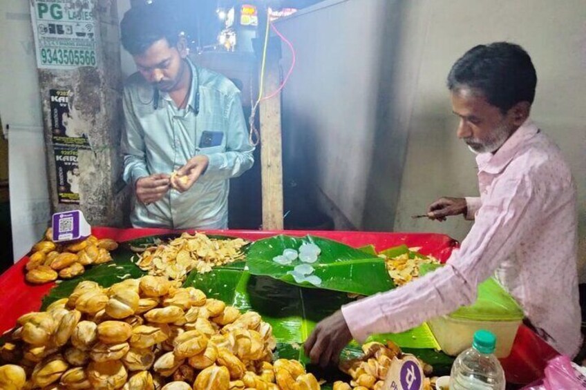 Private Full Day Guided Tour of Lucknow with Lunch 2