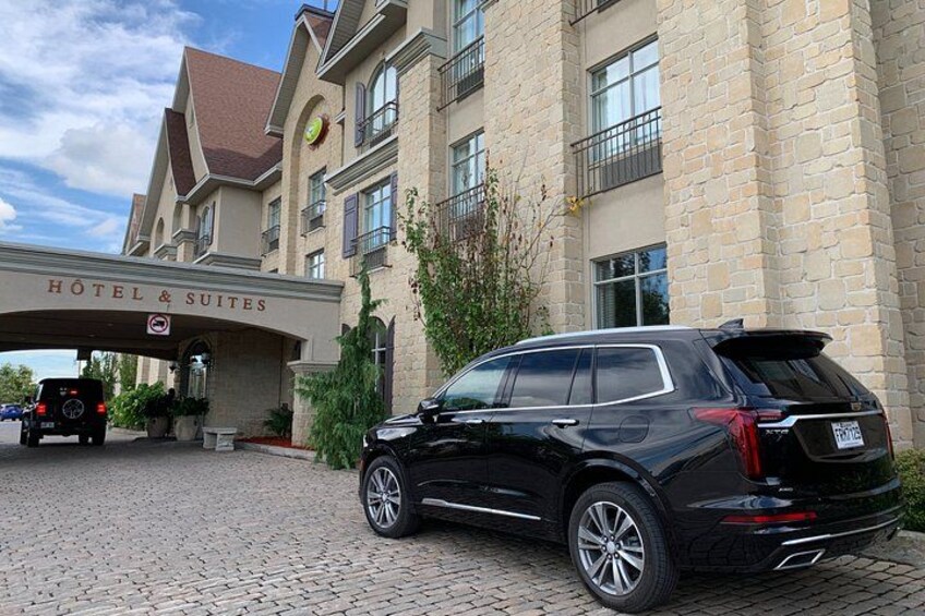Luxury Sedan 1