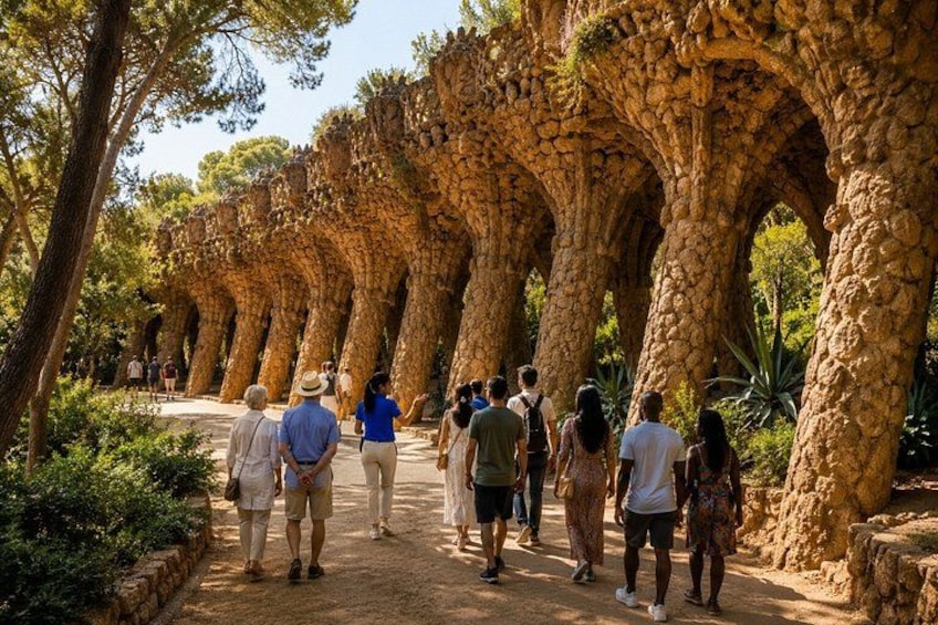 Park Guell Skip-the-Line Guided Tour in Barcelona 2