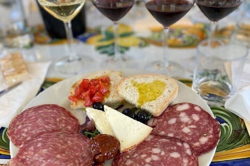 Tuscany Horseback Riding and Winery Tour with Lunch 2