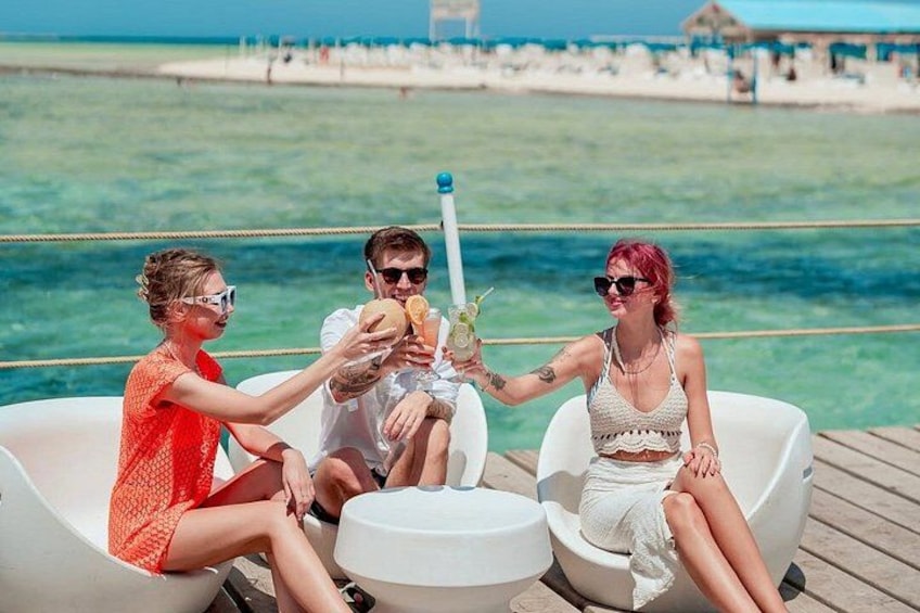 VIP Bianca Island and Utopia Snorkeling Boat Trip with Lunch 1
