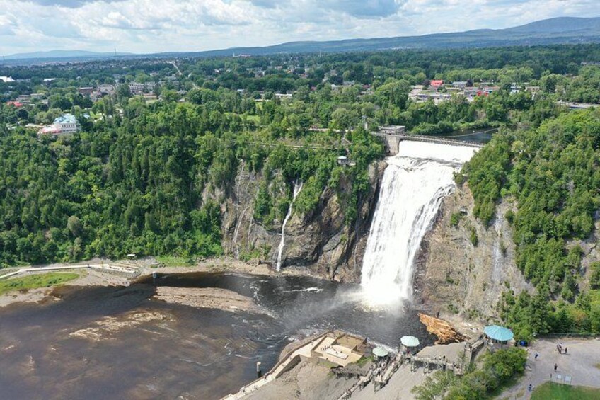Private Tour to the Falls Montmorency & Basilica of Saint Anne 3