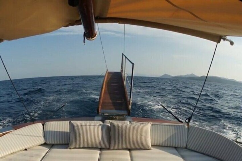 Milos Kleftiko Daily Cruise 1