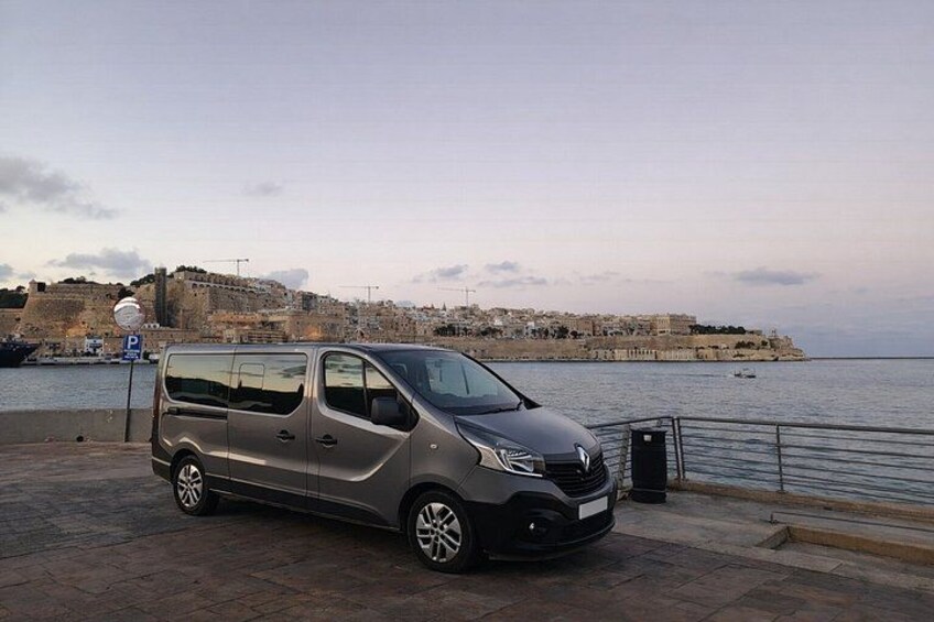 Private Minivan Tour Experience with a Reliable Local Driver 4