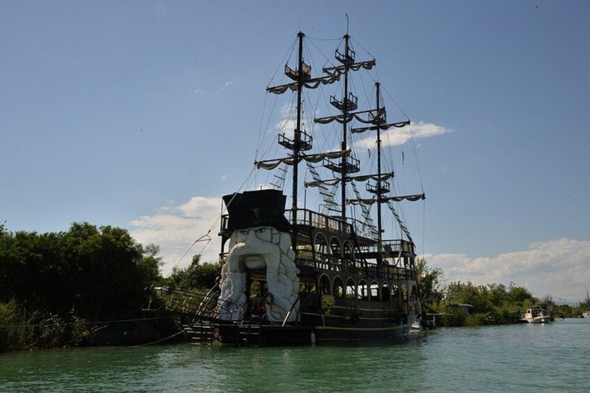 Side Dolphin Island Boat Trip with Lunch and Hotel Transfer 2