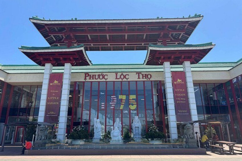 Walking Food Tour of Little Saigon 1