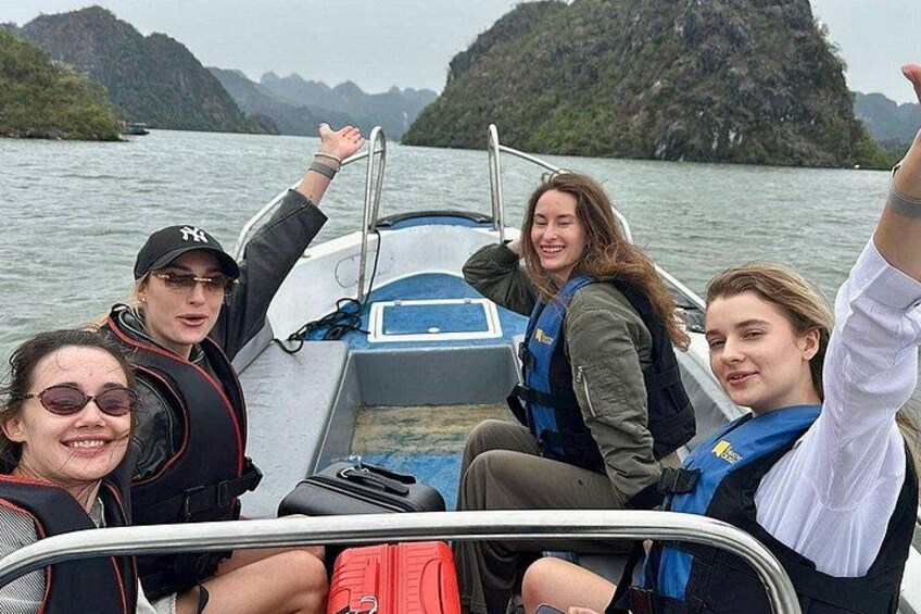 Private Halong and Lan Ha Bay 4 Hour Speedboat Adventure 1