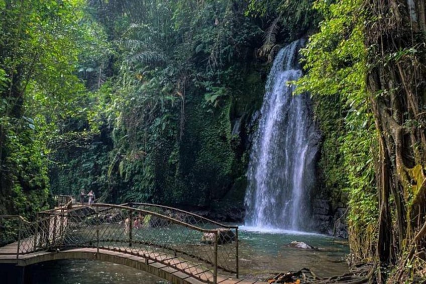 ulu petanu waterfall 2