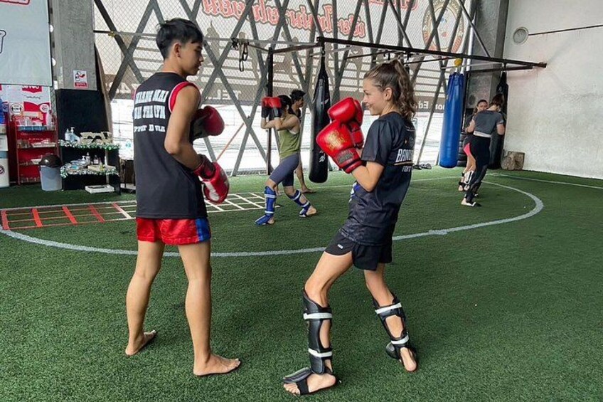 Chiang Mai Muay Thai Beginner and Fitness Training Class 3