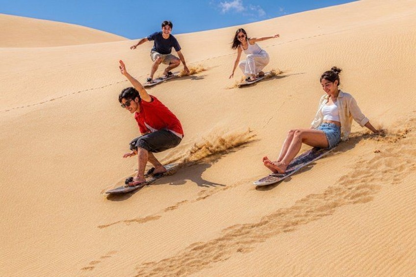 Hunter Valley Winery & Lunch, Port Stephens Sand Dunes Adventure 3